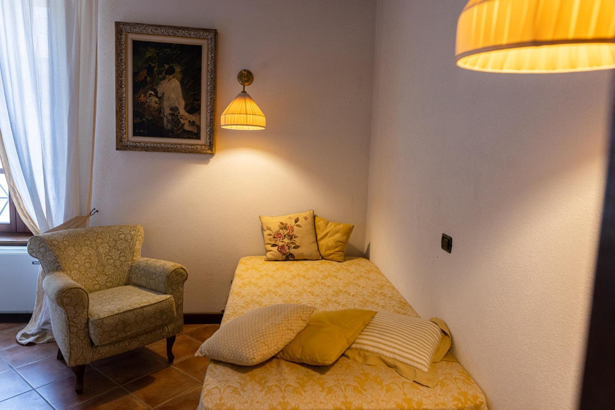 Al Castello Resort Sillavengo Kültér fotó