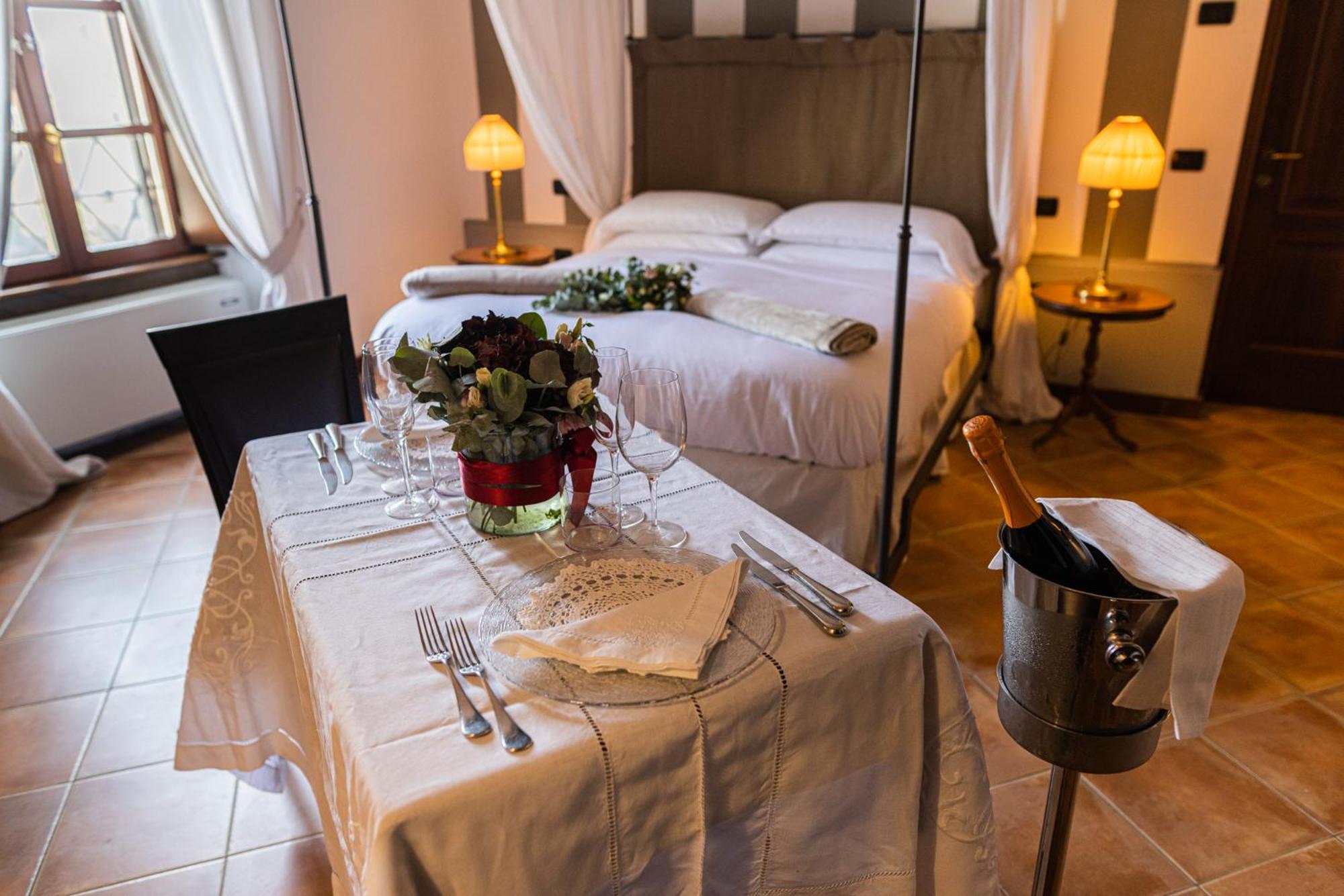 Al Castello Resort Sillavengo Kültér fotó