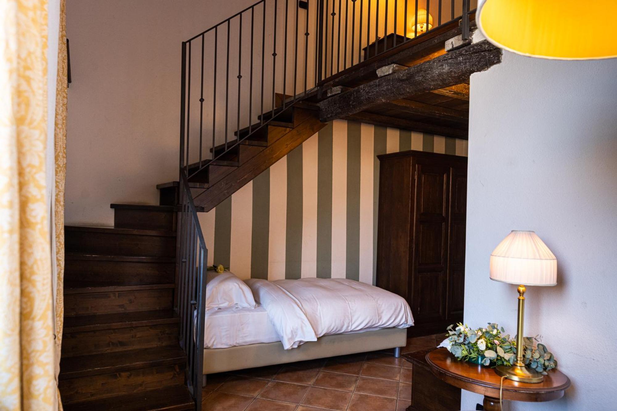 Al Castello Resort Sillavengo Kültér fotó