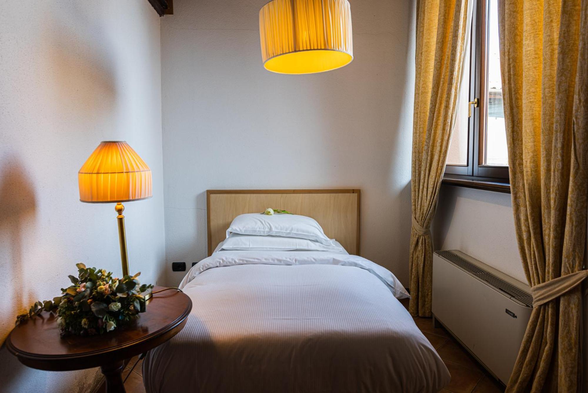 Al Castello Resort Sillavengo Kültér fotó