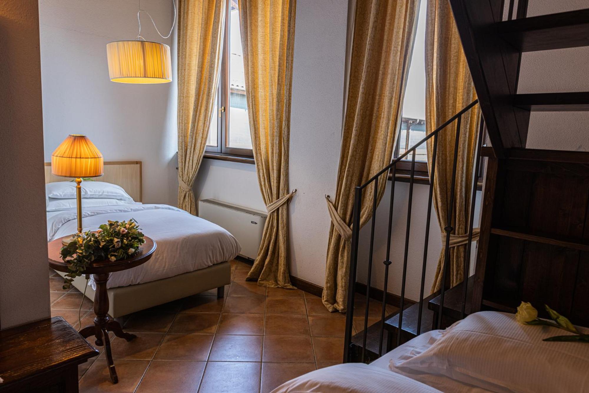 Al Castello Resort Sillavengo Kültér fotó